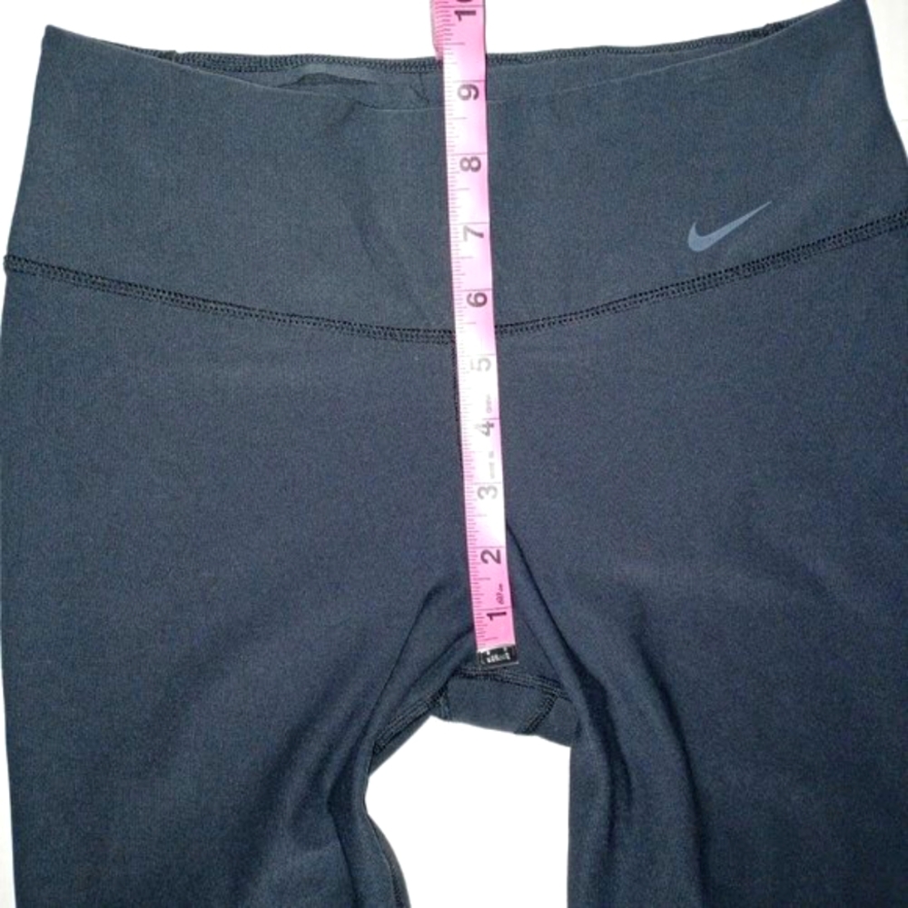 NIKE DRI FIT WOMEN'S ACTIVEWEAR CAPRI STYLE LEGGINGS - Picture 3 of 10